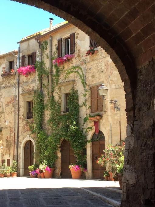 Zauber Im Turm - In Einem Der Schoensten Doerfer Montemerano Dış mekan fotoğraf